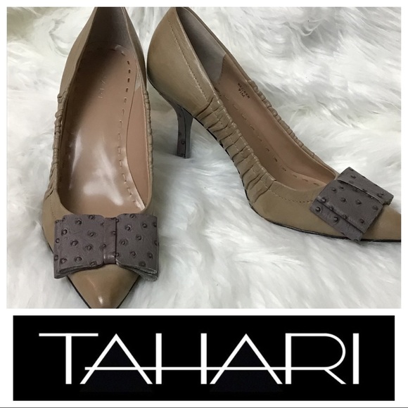 Tahari Shoes - Tahari Nude & Gray Becker Pumps sz 9.5 9 1/2